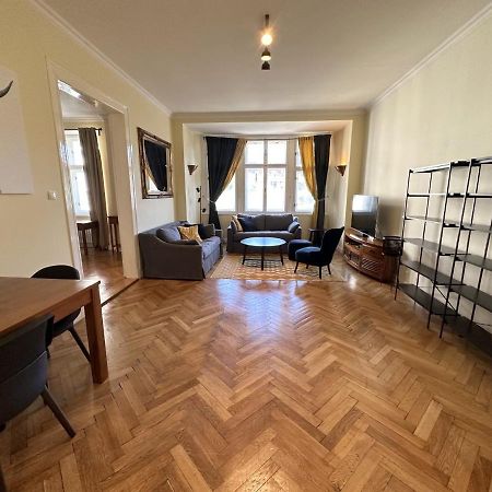 Gorkeho Apartment In City Centre Bratislava Exterior photo
