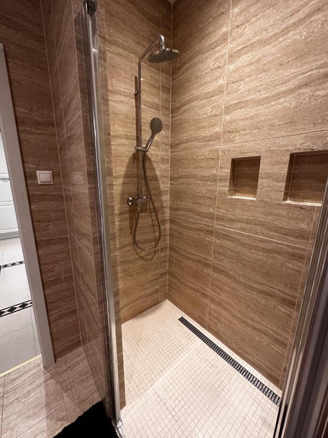 Gorkeho Apartment In City Centre Bratislava Exterior photo